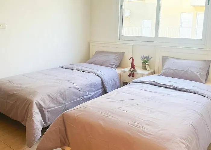 Chloraka- 2 Bedrooms - Pool Apartmán *