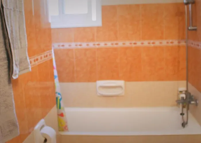 Chloraka- 2 Bedrooms - Pool * Klorakas