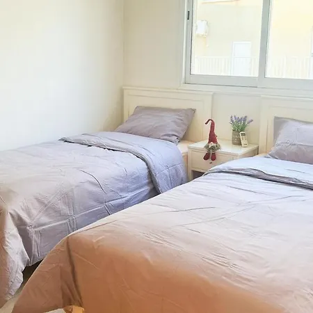 Chloraka- 2 Bedrooms - Pool Lägenhet *